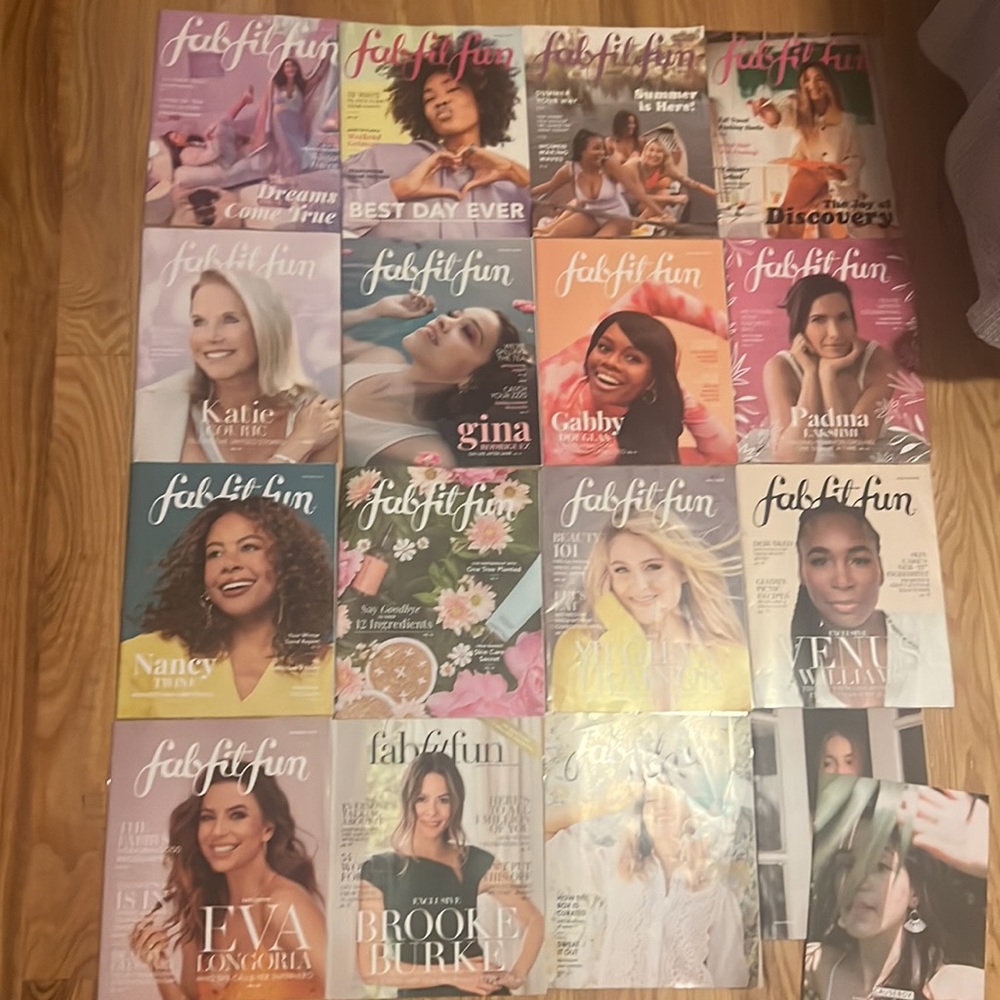 FabFitFun Magazines